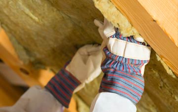 types of Nog Tow pitched roof insulation materials